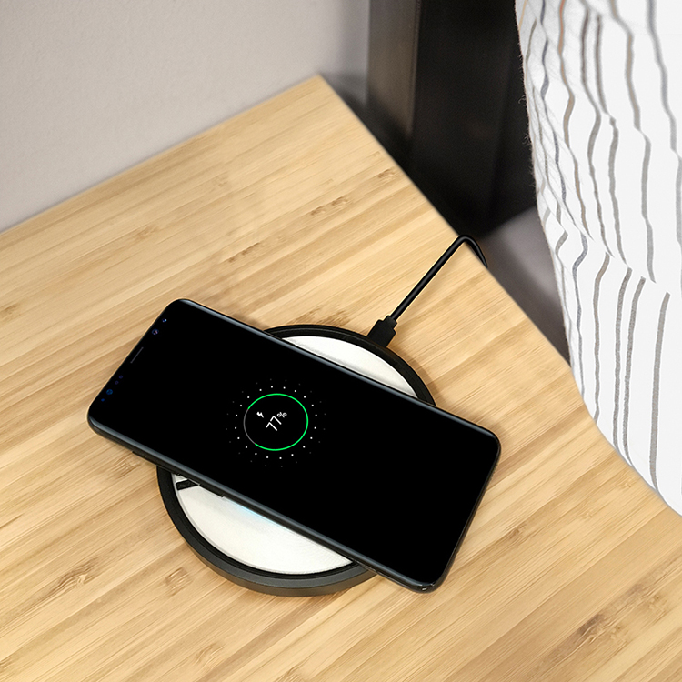 NILLKIN Magic Disk VI Wireless Charging Pad with Colorful LED Light for Samsung S8/S8 Plus, Note 8 Etc. (Not Support FOD Function) - Black