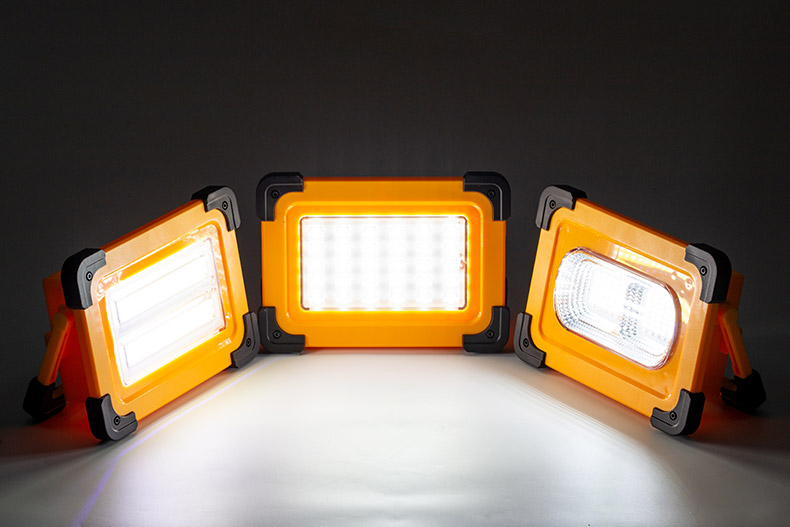 E-SMARTER W857 60LED Outdoor Camping Emergency Portable Lamp Flashlight Garden Lawn Lights Lamp 4 Modes Spotlight with Magnet-4