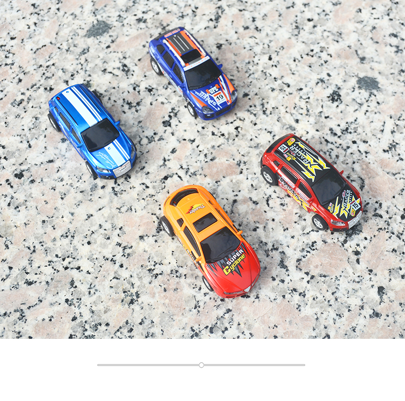 Qt666 Mini 1: 64 la Bebida Puede Diseñar Automóvil RC Con Bloqueadores Remotos de Carreteras Racing Racing Toy Toy Children Gift - Rojo