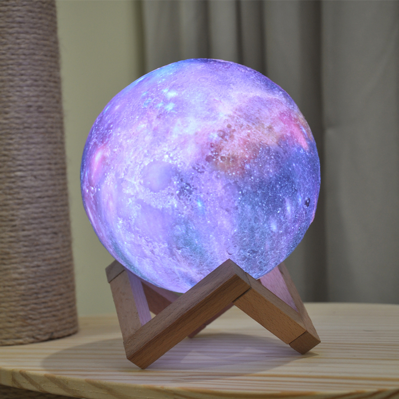 3D LED Night Light Table Bank Lamp Lampada Lunare 16 Colori Pittura Colorata Con Telecomando - Diametro 15 Cm.